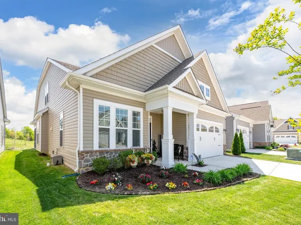 104 Winged Foot Dr, Bridgeville, DE 19933