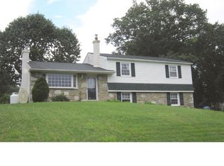 183 Stratford Dr, Southampton, PA