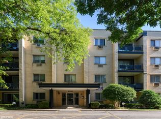 1340 W Touhy Ave APT 101, Chicago, IL 60626