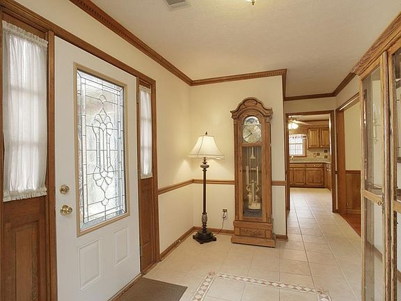 3rd image of 4230 Saint Moritz Ct