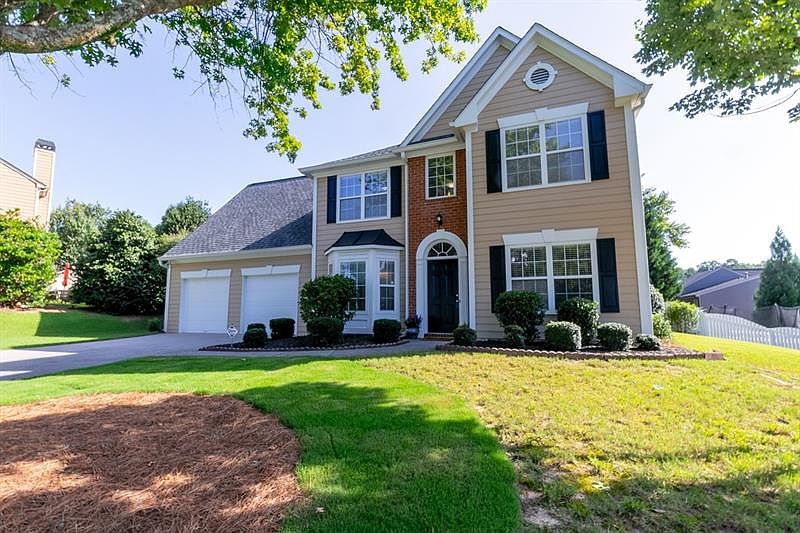 1st image of 1404 Lake Heights Cir