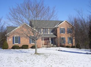 723 Krystal Creek Ct, Flushing, MI 48433