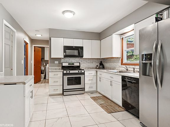 All new cabinets, countertops, appliances, as well as gorgeous ceramic flooring in 2019