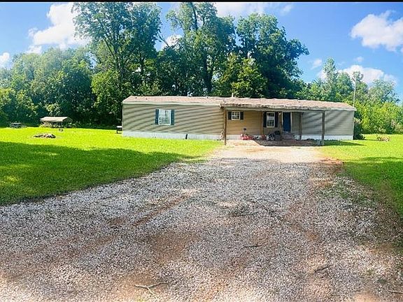 2nd image of 1323 Levi Gremillion Rd