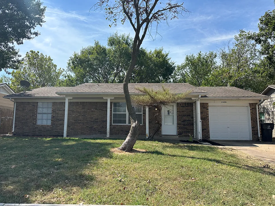 11434 E 61st Pl