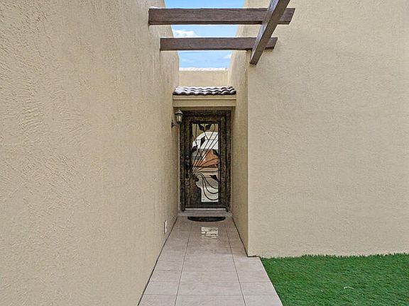 5th image of 10405 Ashwood Dr