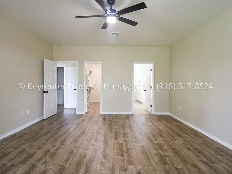806 W 118th St S — Photo 32