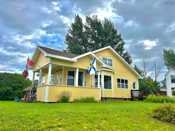198 Main St, Trenton, NS B0K 1X0
