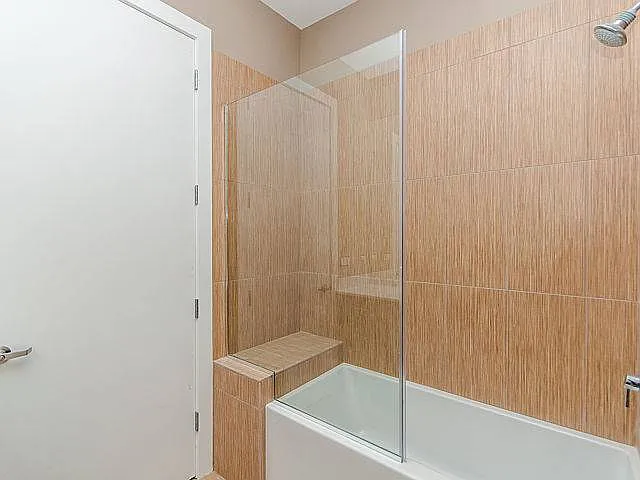 4601 N. Ravenswood Ave. — Photo 22
