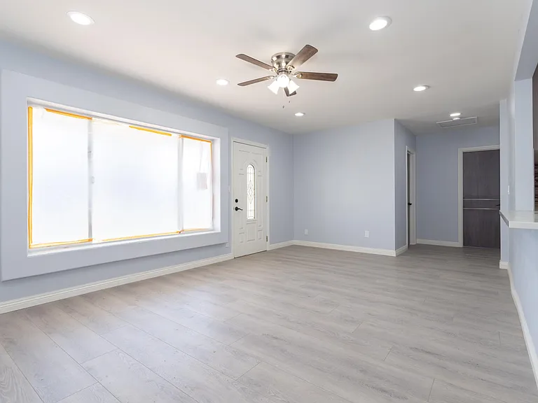 12675 Pierce St — Photo 6