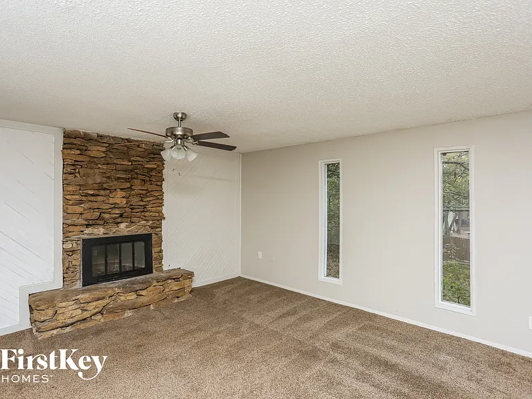 9125 Shawnee Trl — Photo 3