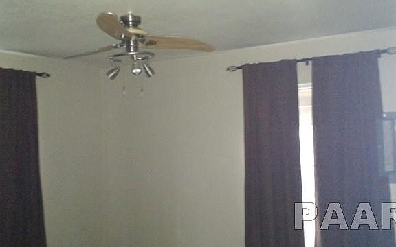 5th image of 818 N Limestone Ln