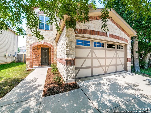 1st image of 10203 VILLA DEL LAGO