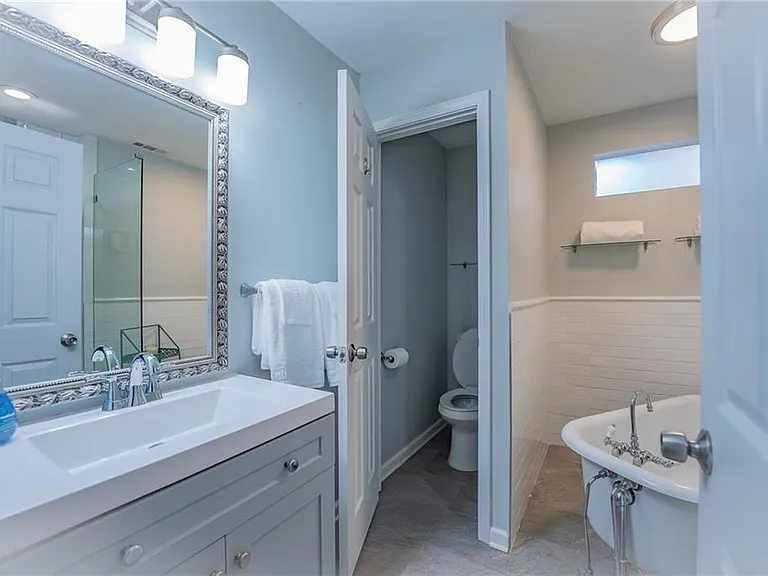 1181 Fenwood St SW — Photo 24