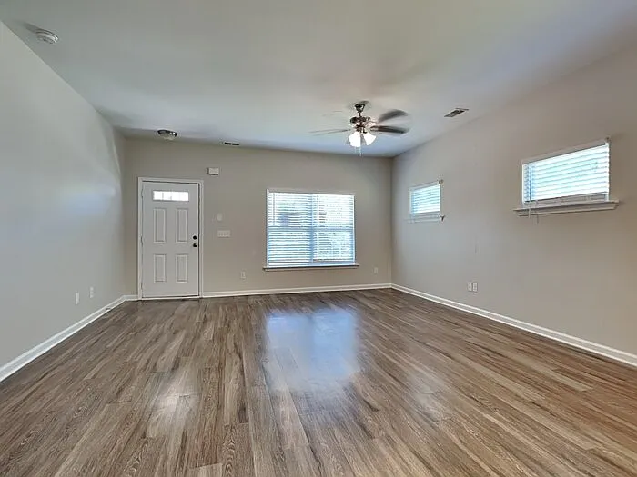 232 Saint Andrews Place Dr — Photo 4