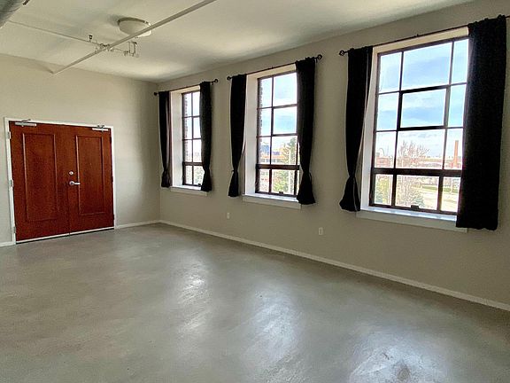 5th image of 1720 Chouteau Ave Unit 306
