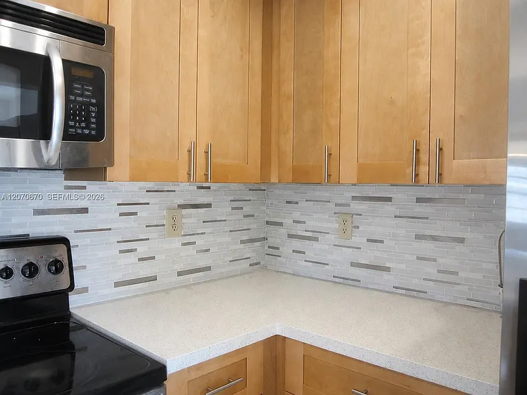 454 NE 210th Circle Ter #202-7B — Photo 7