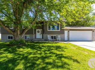 2027 Saint Andrews Dr, Billings, MT 59105