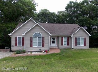 7401 Chickadee Ct, Sanford, NC 27332