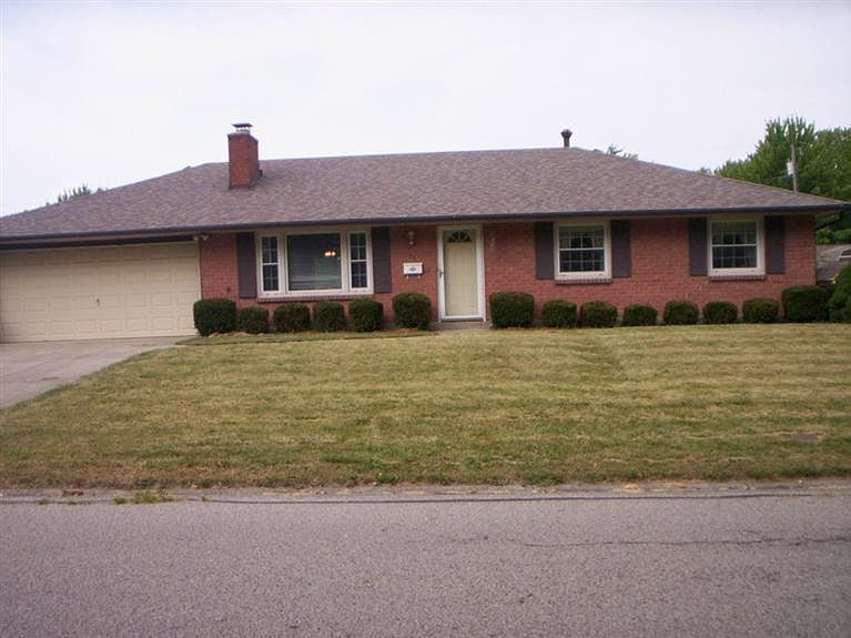 1st image of 75 Waterford Dr