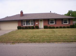 75 Waterford Dr, Dayton, OH 45458