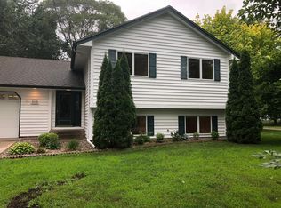 4004 Flowerfield Rd NE, Blaine, MN 55014