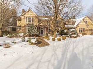 7035 Highfield Rd, Fayetteville, NY 13066