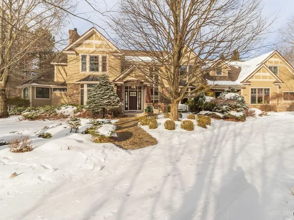 7035 Highfield Rd, Fayetteville, NY 13066