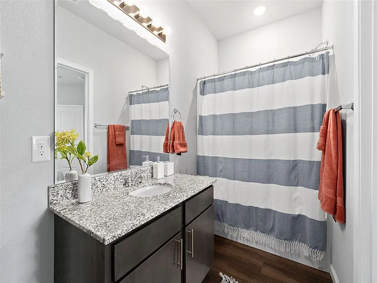 Highview Pointe — Photo 19
