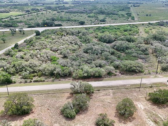 3rd image of 386 Old Goliad Rd