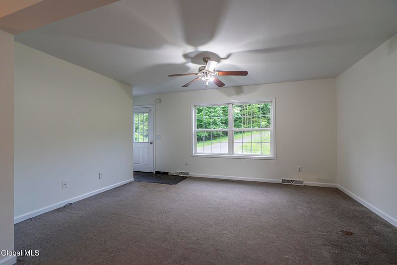 4th image of 79 Keller Lane