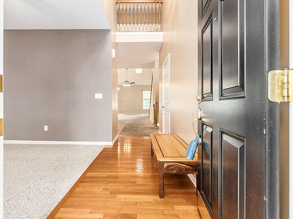 2nd image of 3255 Belstead Dr