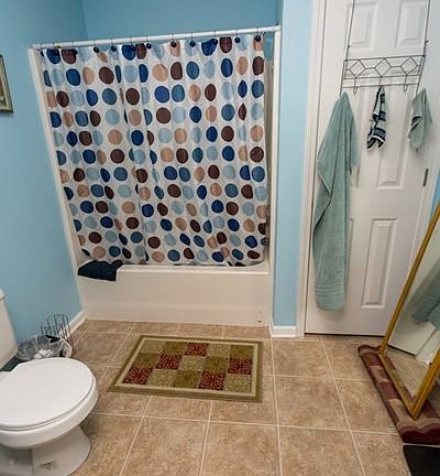 5th image of 1278 Georgia Ave SE