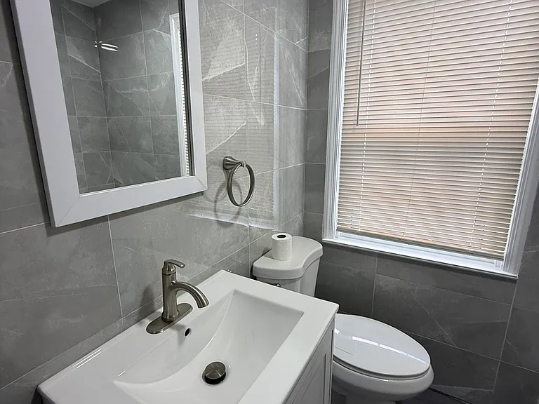 4 Winthrop Ct — Photo 9