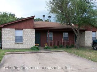 2416 Pecan Ridge Dr, Bryan, TX 77802