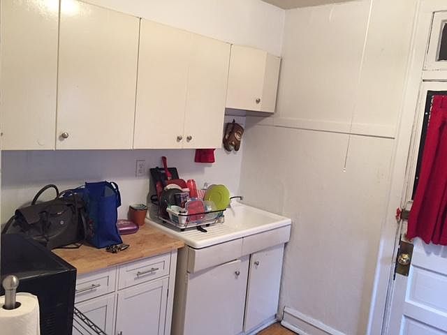 1st image of 5427 W Montrose Ave APT 2N