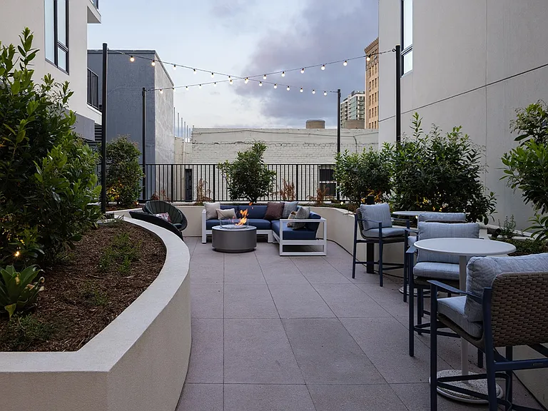 Resa Long Beach — Photo 58