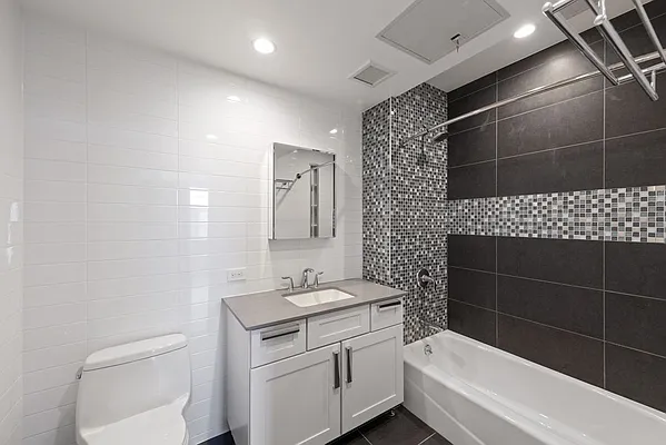 Rented by Compass | media 31