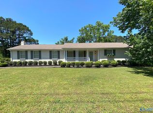 7210 Hickory Hill Ln SE, Huntsville, AL 35802