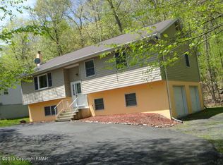 6025 Decker Rd, Bushkill, PA 18324