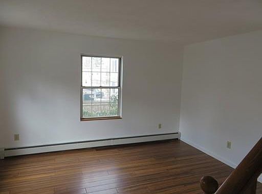 5th image of 12 Walton St