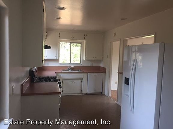 3rd image of 1245 Faraday St