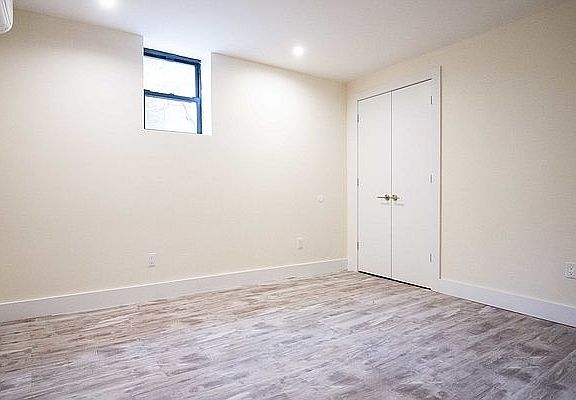 4th image of 296 Harman St #1LB