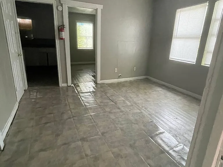 1419 Capron St #1/2 — Photo 2