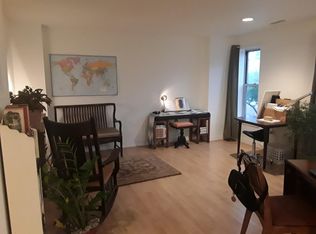 2 Chestnut St APT 22, Cambridge, MA 02139