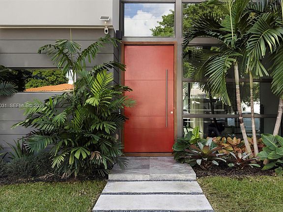 4th image of 2990 SW 20th St