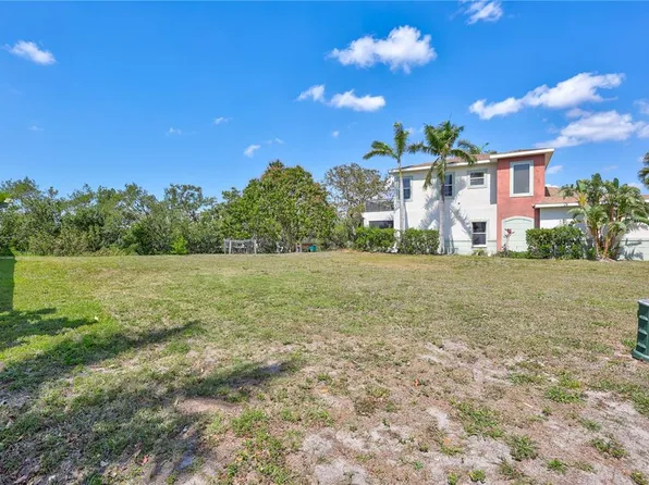 3105 Pine St #4, Bradenton, FL 34208