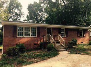 2812 Fordham Ln, Raleigh, NC 27604