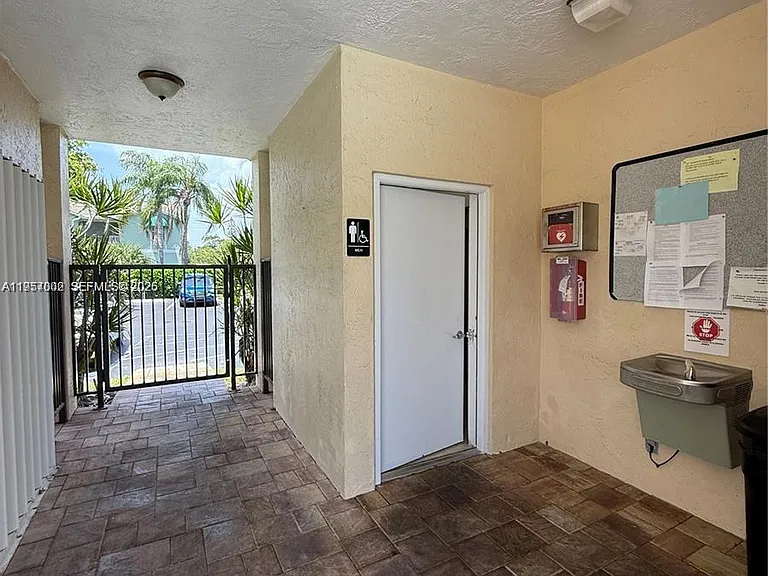 221 Waterside Dr #221 — Photo 11