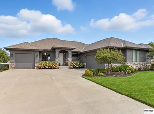 2015 S 210th St, Elkhorn, NE 68022